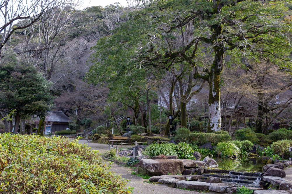 岐阜公園、日本庭園、4月春の花、岐阜県岐阜市の観光・撮影スポットの名所