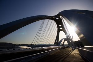 豊田大橋、朝日、豊田スタジアム、愛知県豊田市の観光・撮影スポットの写真や画像