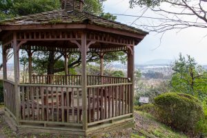 レッドヒルヒーサーの森、展望台、春の花、三重県津市の観光・撮影スポットの画像と写真