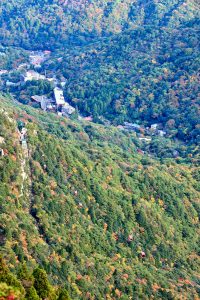 御在所ロープウェイ、紅葉、11月秋、三重県三重郡の観光・撮影スポットの名所