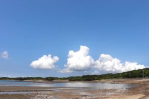 佐久島、空と海、アートの島、愛知県西尾市佐久島の観光・撮影スポットの画像と写真