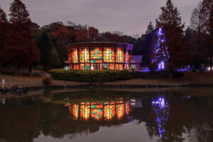 於大公園、このはな館、ステンドグラス、ライトアップ、12月、1月、冬、愛知県知多郡の観光・撮影スポットの名所