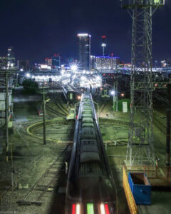 黄金跨線橋、電車、夜景、名古屋市中村区の観光・撮影スポットの名所