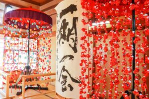 可睡斎、ひな祭り、吊り雛静岡県袋井市の観光・撮影スポットの名所