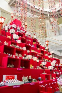 瀬戸蔵ミュージアム　ひな祭り,千代紙のつるし飾り,2月春、愛知県瀬戸市の観光・撮影スポットの画像と写真