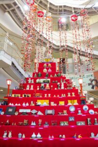 瀬戸蔵ミュージアム　ひな祭り,千代紙のつるし飾り,2月春、愛知県瀬戸市の観光・撮影スポットの画像と写真