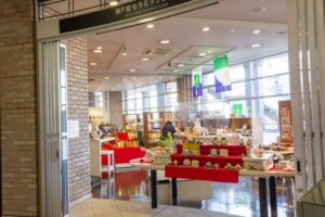 瀬戸蔵ミュージアム　ひな祭り,千代紙のつるし飾り,2月春、愛知県瀬戸市の観光・撮影スポットの画像と写真