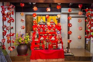 瀬戸蔵ミュージアム　ひな祭り,千代紙のつるし飾り,2月春、愛知県瀬戸市の観光・撮影スポットの画像と写真