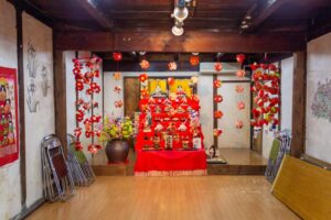 瀬戸蔵ミュージアム　ひな祭り,千代紙のつるし飾り,2月春、愛知県瀬戸市の観光・撮影スポットの画像と写真