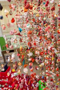 瀬戸蔵ミュージアム　ひな祭り,千代紙のつるし飾り,2月春、愛知県瀬戸市の観光・撮影スポットの画像と写真