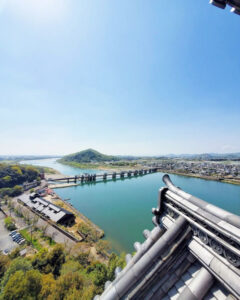 犬山城展望台、4月の春の花、愛知県犬山市の観光・撮影スポットの画像と写真