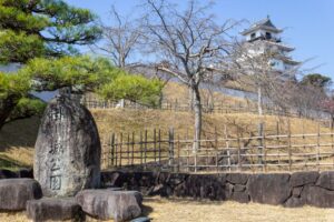逆川沿い、掛川城、3月の春の花、静岡県掛川市の観光・撮影スポットの名所
