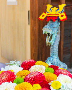 御井神社、花手水舎、5月夏、岐阜県各務原市の観光・撮影スポットの名所