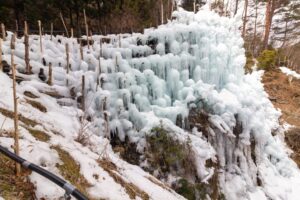 豊田市稲武　氷瀑　大井平公園　湧水広場　2月　愛知県豊田市の観光・撮影スポットの画像と写真