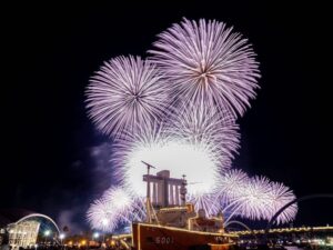 ISOGAI花火劇場in名古屋港 、名古屋港ガーデンふ頭、12月冬クリスマス、名古屋市港区の観光・撮影スポットの画像と写真