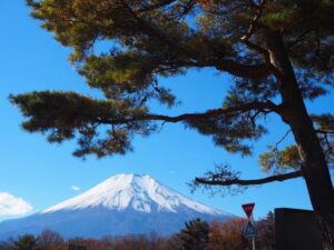 二十曲峠、富士山、11月秋、山梨県南都留郡の観光・撮影スポットの名所
