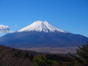 二十曲峠、富士山、11月秋、山梨県南都留郡の観光・撮影スポットの名所