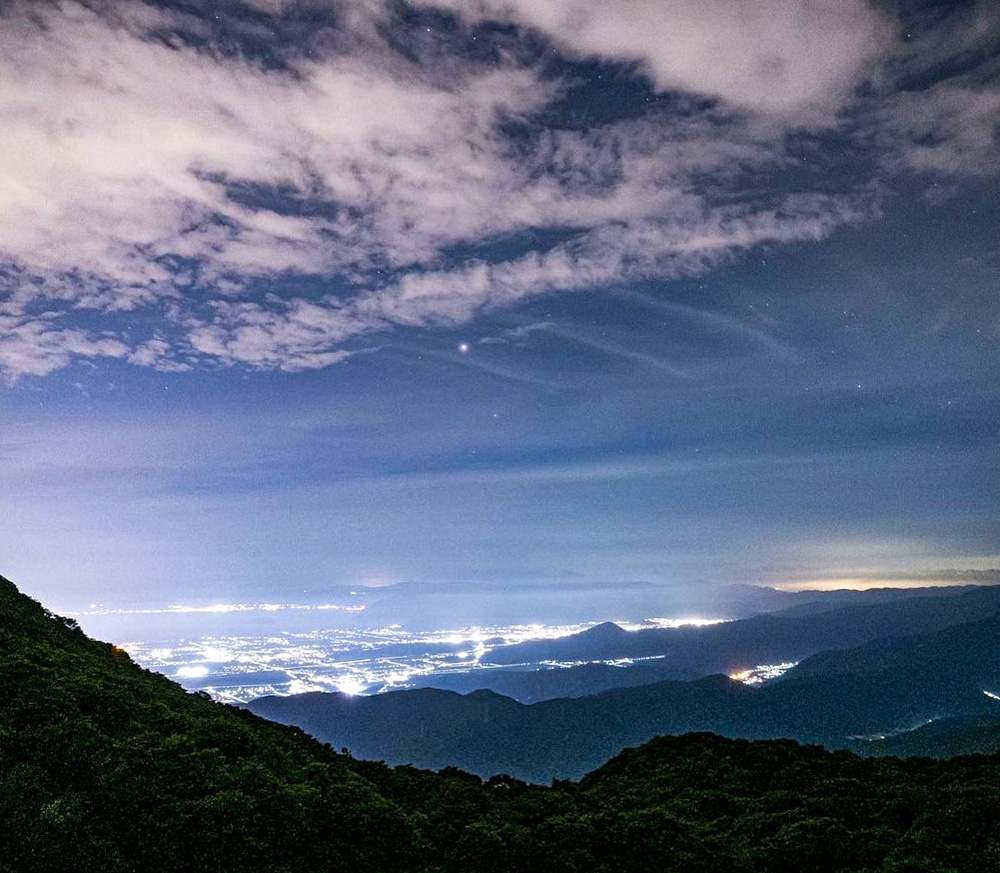 伊吹山、夜景、６月夏、滋賀県米原市の観光・撮影スポットの名所