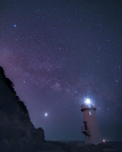 伊良湖岬灯台、星空、恋路ヶ浜、愛知県田原市の観光・撮影スポットの画像と写真