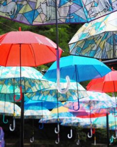 法多山尊永寺、アンブレラ、6月夏、静岡県袋井市の観光・撮影スポットの名所