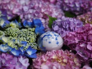 岩船寺 、花手水舎、夏景色、新緑、6月夏、京都府京都市の観光・撮影スポットの名所