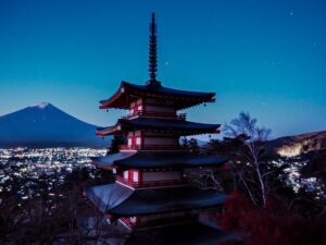 新倉山浅間公園、富士山、紅葉、11月秋、山梨県富士吉田市の観光・撮影スポットの名所