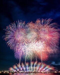桑名水郷花火大会、7月夏、三重県桑名市の観光・撮影スポットの名所