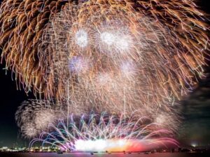 桑名水郷花火大会、7月夏、三重県桑名市の観光・撮影スポットの名所