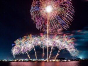 桑名水郷花火大会、7月夏、三重県桑名市の観光・撮影スポットの名所