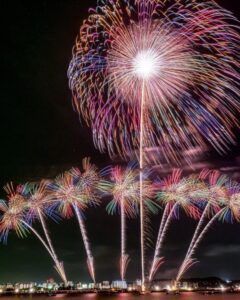 桑名水郷花火大会、7月夏、三重県桑名市の観光・撮影スポットの名所