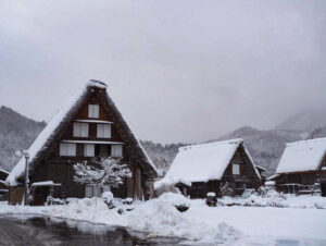 白川郷合掌造り集落、雪景色、2月冬、岐阜県大野郡の観光・撮影スポットの画像と写真