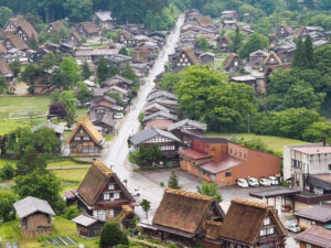 白川郷合掌造り集落、夏景色、6月夏、岐阜県大野郡の観光・撮影スポットの画像と写真