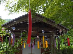 長寿寺 、風鈴、新緑、夏景色、8月夏、滋賀県湖南市の観光・撮影スポットの名所