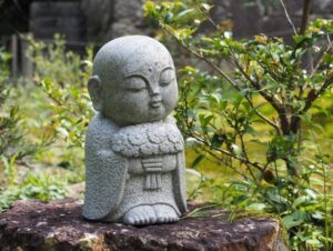 青岸寺 、夏景色、新緑、6月夏、滋賀県米原市の観光・撮影スポットの名所