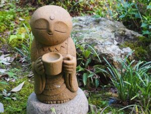 青岸寺 、夏景色、新緑、6月夏、滋賀県米原市の観光・撮影スポットの名所