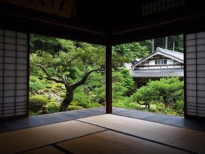 青岸寺 、夏景色、新緑、6月夏、滋賀県米原市の観光・撮影スポットの名所