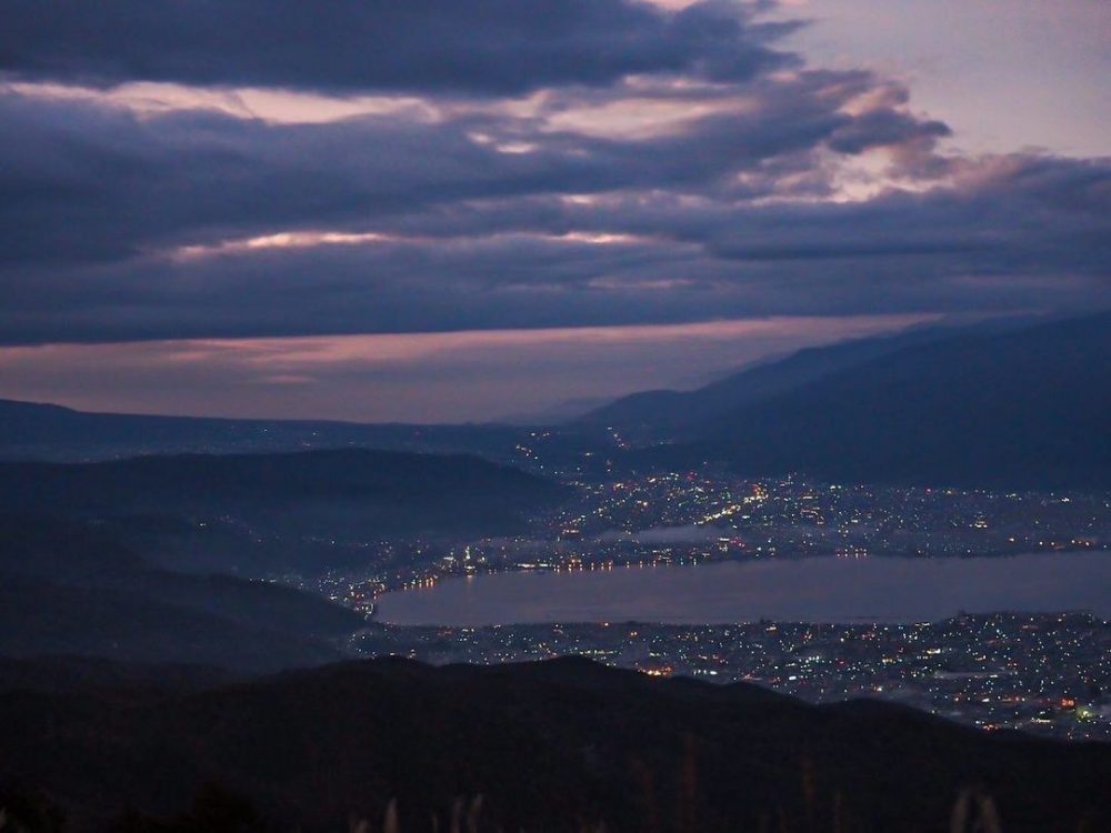 高ボッチ高原、朝焼 、11月秋、長野県岡谷市の観光・撮影スポットの名所