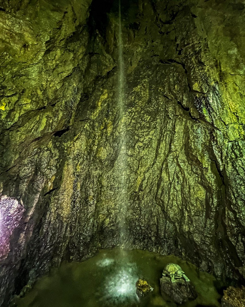 大滝鍾乳洞 、7月夏、岐阜県郡上市の観光・撮影スポットの名所