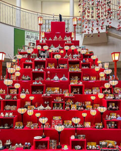 瀬戸蔵ミュージアム　ひな祭り,千代紙のつるし飾り,2月春、愛知県瀬戸市の観光・撮影スポットの画像と写真