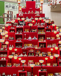 瀬戸蔵ミュージアム　ひな祭り,千代紙のつるし飾り,2月春、愛知県瀬戸市の観光・撮影スポットの画像と写真