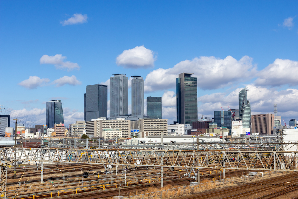向野橋、雲と鉄道の撮影、標準ズームレンズ撮影、名古屋駅ビル群、名古屋市中村区の観光・撮影スポットの画像や写真