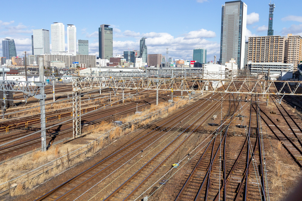 向野橋、雲と鉄道の撮影、標準ズームレンズ撮影、名古屋駅ビル群、名古屋市中村区の観光・撮影スポットの画像や写真