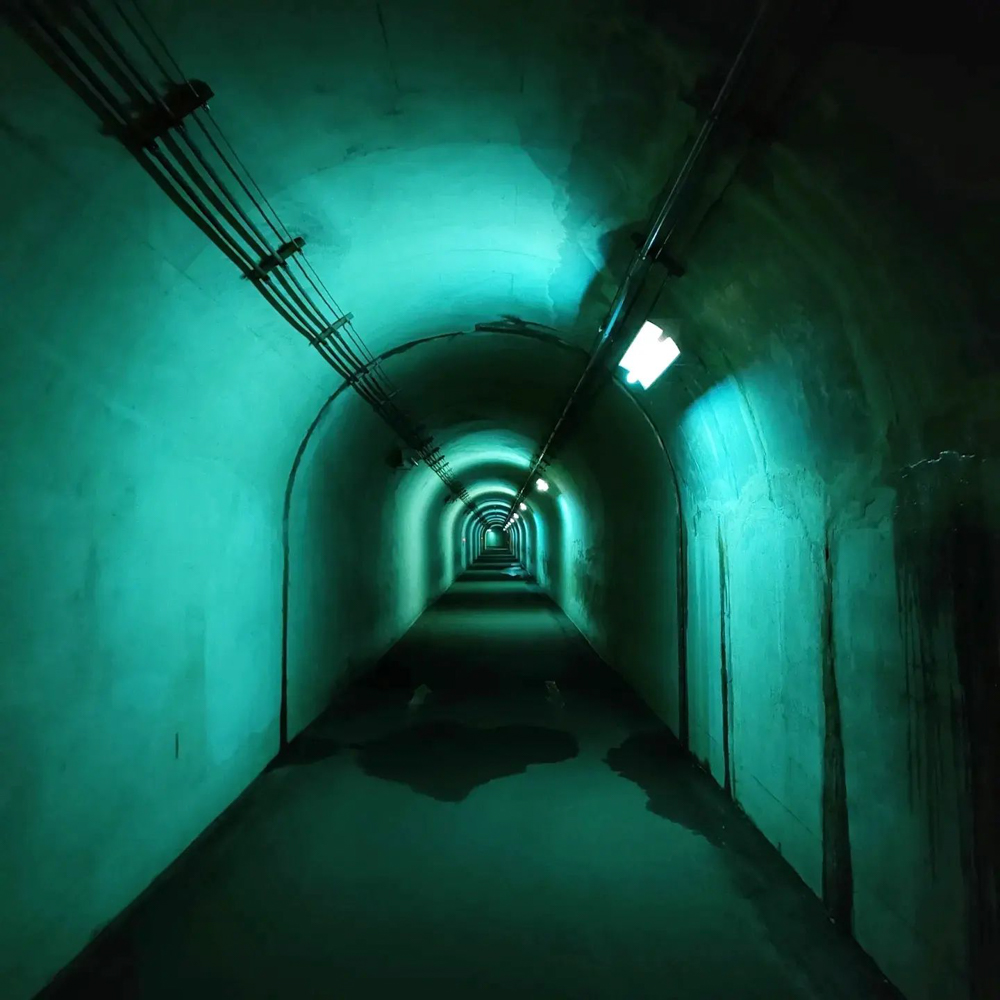 ⁡清津峡トンネル 、2023年11月秋、新潟県十日町市の観光・撮影スポット