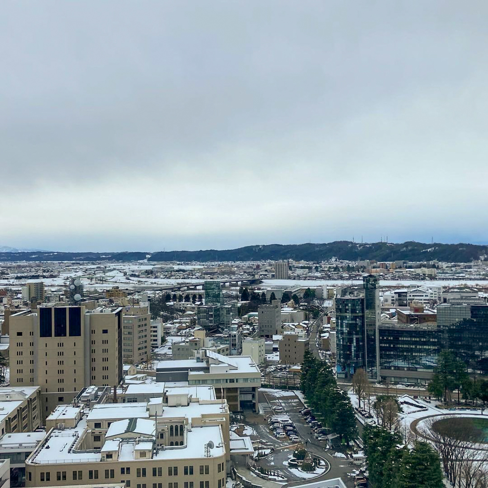 富山市役所展望塔、12月冬、富山県富山市の観光・撮影スポット