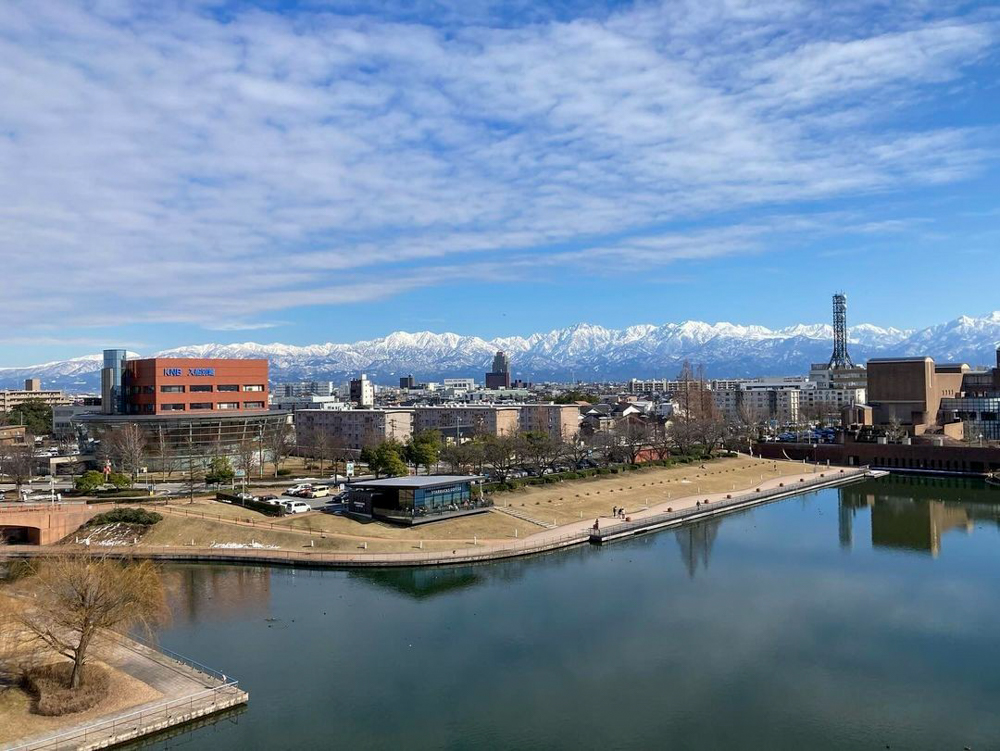 富岩運河環水公園、風景、１２月冬、富山県富山市の観光・撮影スポット