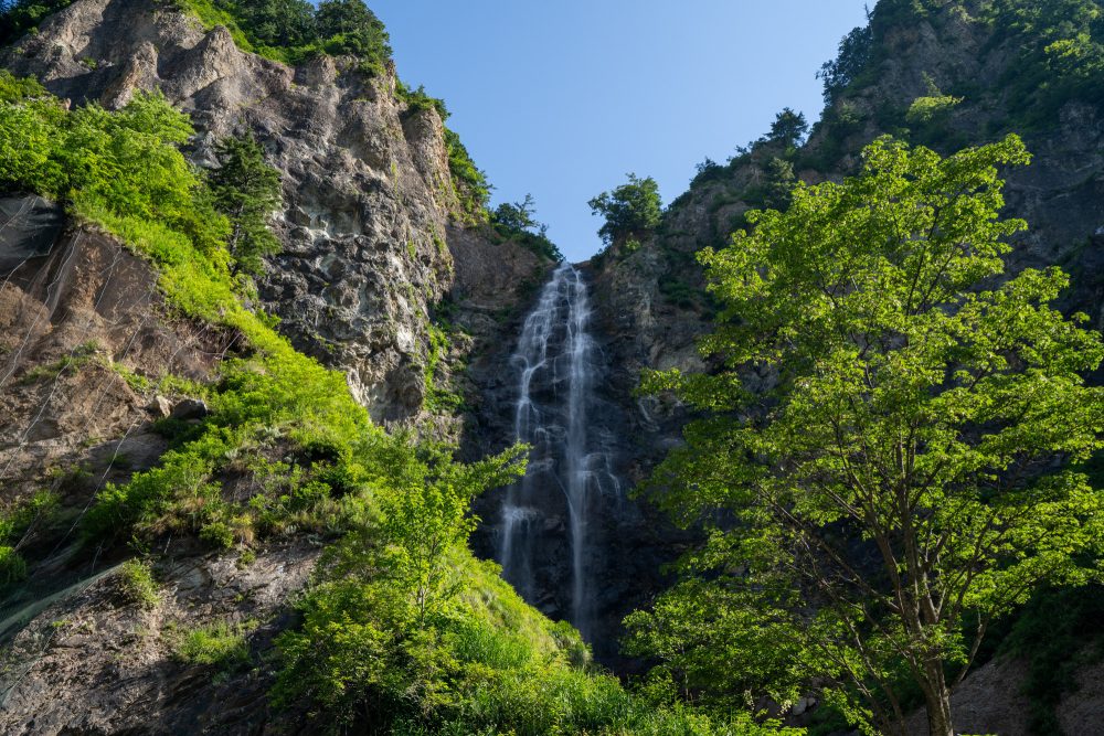 ふくべの大滝初夏、６月夏、石川県輪島市の観光・撮影スポット