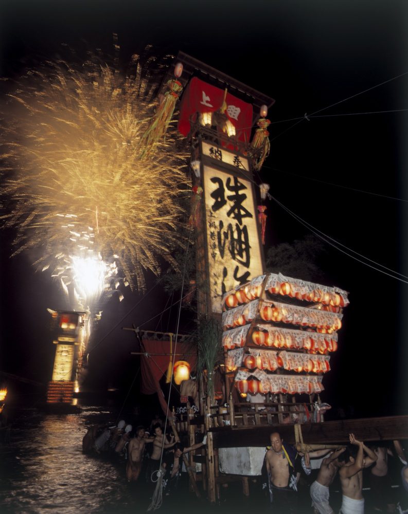 宝立七夕キリコ祭、巨大な（キリコ）、８月夏、石川県珠洲市の観光・撮影スポット