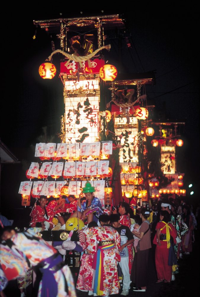 蛸島キリコ祭り、巨大な（キリコ）、９月夏、石川県珠洲市の観光・撮影スポット