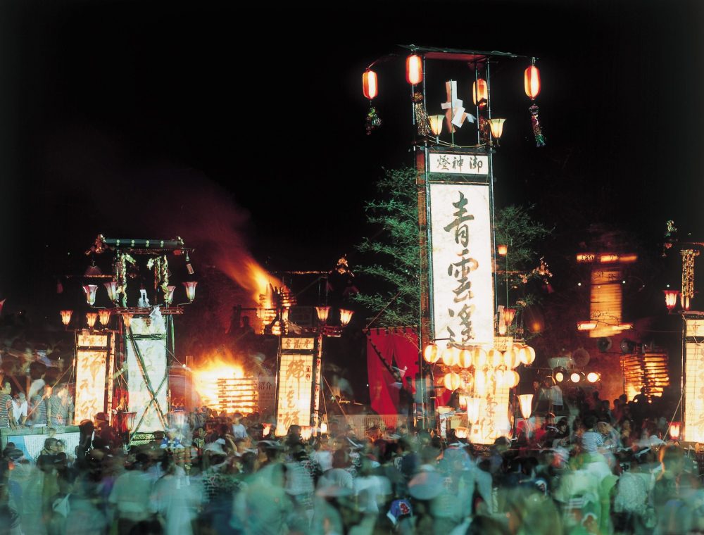 輪島大祭、巨大な（キリコ）、８月夏、石川県輪島市の観光・撮影スポット