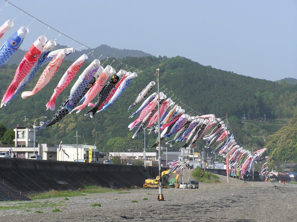 七里御浜、鯉のぼり、５月夏、三重県熊野市観光・撮影スポット